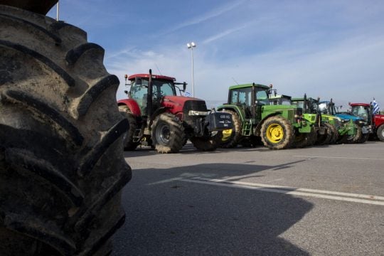 agrotes tracter